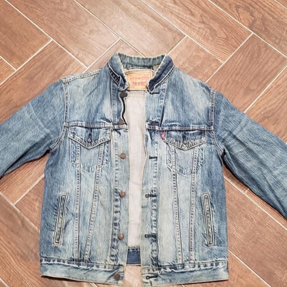 levi strauss & co denim jacket